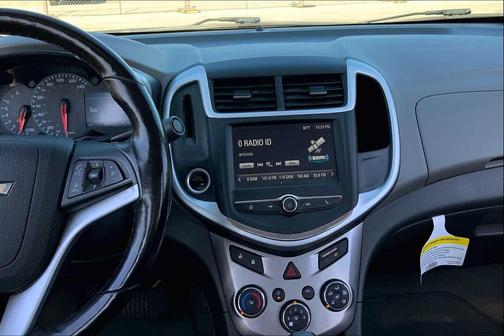 2017 Chevrolet Sonic LT
