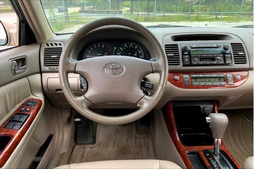 2003 Toyota Camry XLE
