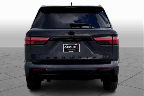 2024 Toyota Sequoia Platinum