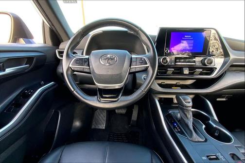 2023 Toyota Highlander XSE