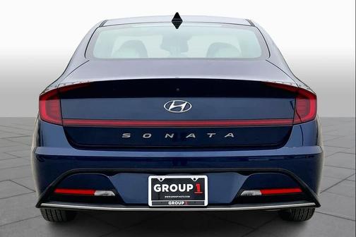 2022 Hyundai SONATA SE