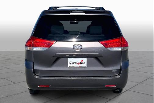 2013 Toyota Sienna XLE