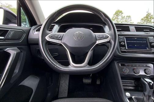 Deep Black Pearl 2023 Volkswagen Tiguan 2.0T S