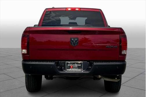2024 RAM 1500 Classic Warlock Crew Cab 4x4 5'7' Box