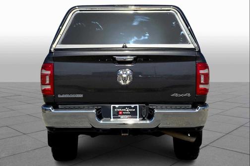 2020 RAM 2500 Laramie Crew Cab 4X4 6'4' Box