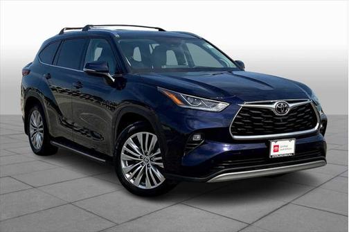 2022 Toyota Highlander Platinum