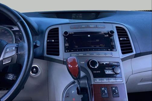 Magnetic Gray Metallic 2011 Toyota Venza Base