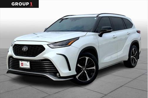2022 Toyota Highlander XSE