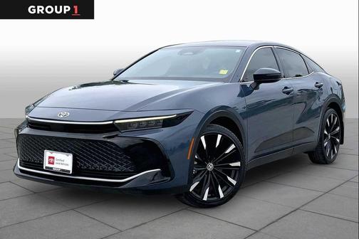 Storm Cloud 2025 Toyota Crown Platinum