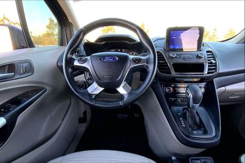 2022 Ford Transit Connect XLT w/Rear Liftgate