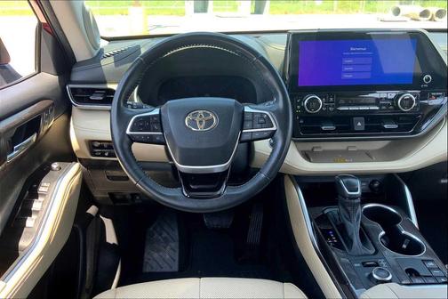 2023 Toyota Highlander Limited