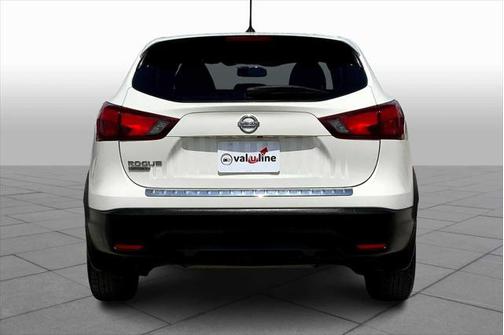 2017 Nissan Rogue Sport S