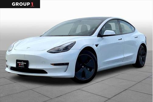 2021 Tesla Model 3 Standard Range Plus