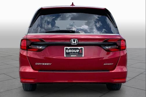 Radiant Red Metallic II 2024 Honda Odyssey Sport