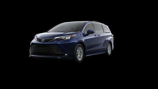 2025 Toyota Sienna XLE 8 Passenger