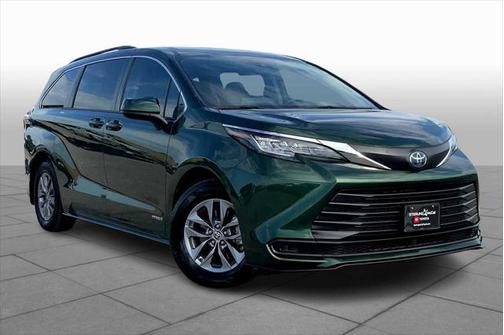 2021 Toyota Sienna LE