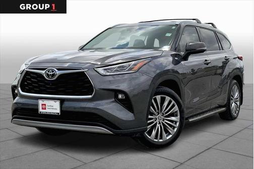 2022 Toyota Highlander Platinum