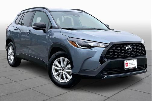 2025 Toyota Corolla Cross LE