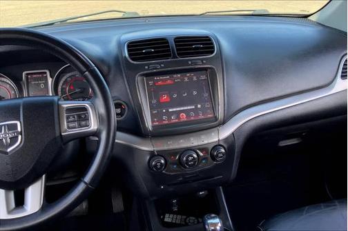 2018 Dodge Journey Crossroad