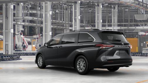 2025 Toyota Sienna LE