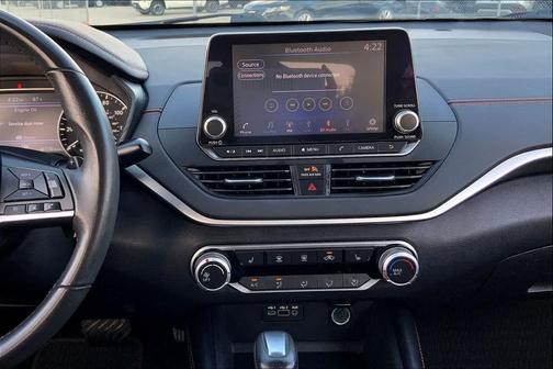 2022 Nissan Altima SR FWD