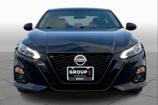 2022 Nissan Altima SR FWD