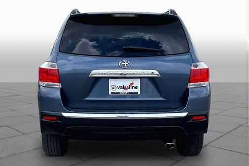 Shoreline Blue Pearl 2013 Toyota Highlander SE