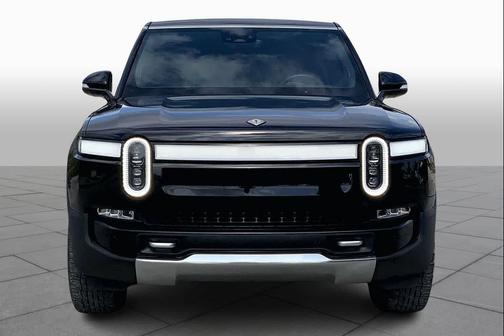 2023 Rivian R1S Adventure