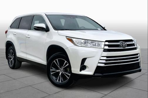 2019 Toyota Highlander LE I4