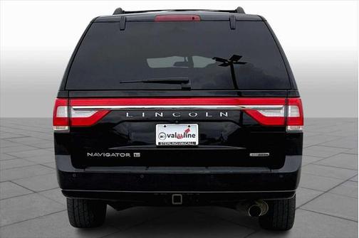 2016 Lincoln Navigator Select