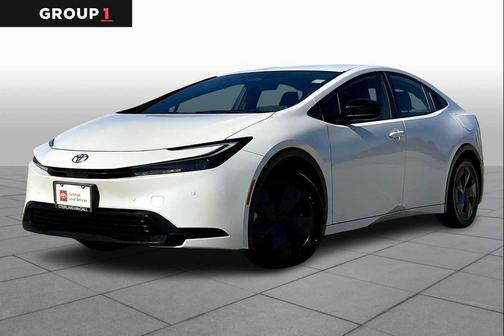 2023 Toyota Prius LE