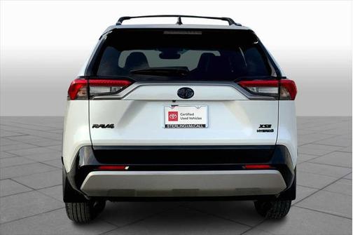2024 Toyota RAV4 Hybrid SE