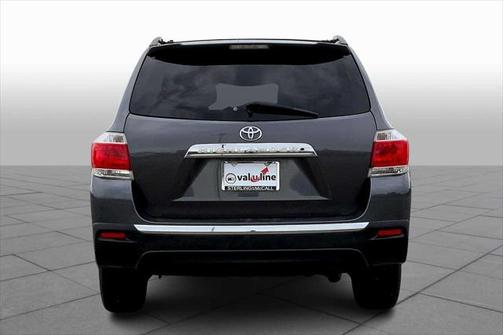 2013 Toyota Highlander SE