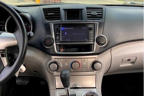 2013 Toyota Highlander SE