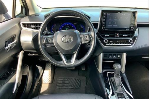 2022 Toyota Corolla Cross XLE