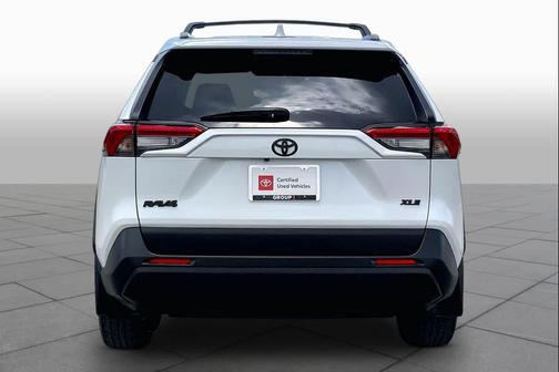 Wind Chill Pearl 2025 Toyota RAV4 XLE Premium