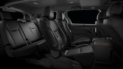 2025 Toyota Sienna Platinum 7 Passenger
