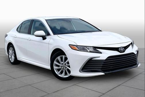 Ice Cap 2024 Toyota Camry LE
