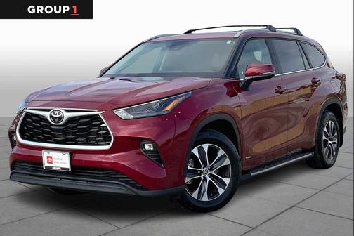 2025 Toyota Highlander Hybrid XLE