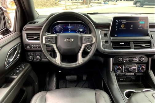 2024 Chevrolet Suburban 4WD Z71