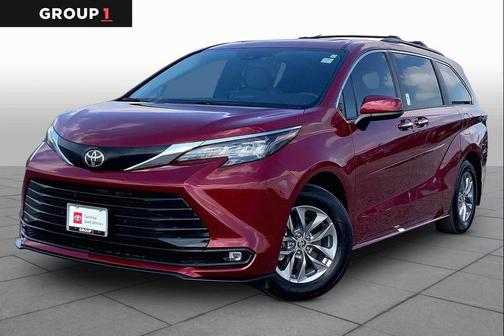 Ruby Flare Pearl 2026 Toyota Sienna XLE