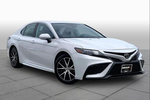 Ice Edge 2023 Toyota Camry SE