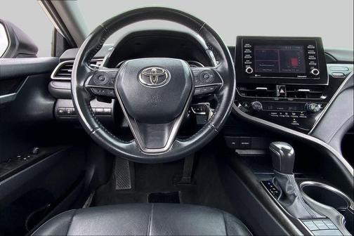 Ice Edge 2023 Toyota Camry SE