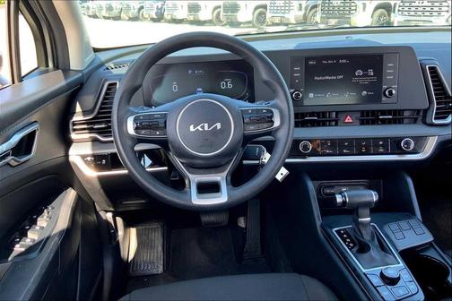 2024 Kia Sportage LX