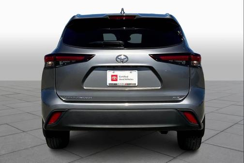 2025 Toyota Highlander XLE