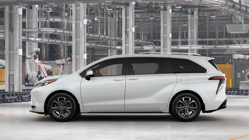 2025 Toyota Sienna Platinum
