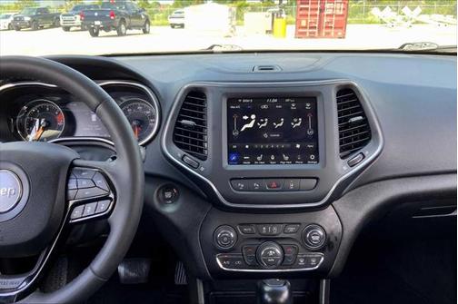 2023 Jeep Cherokee Altitude