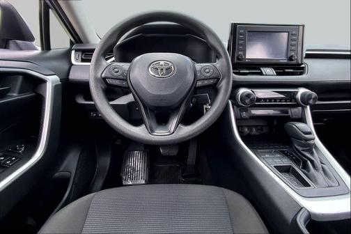 Silver Sky Metallic 2022 Toyota RAV4 LE