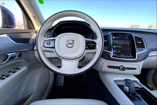 2024 Volvo XC90 B5 Core Bright Theme