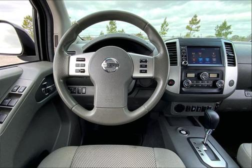 2020 Nissan Frontier SV